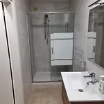 Mandra Holidays Апартаменты