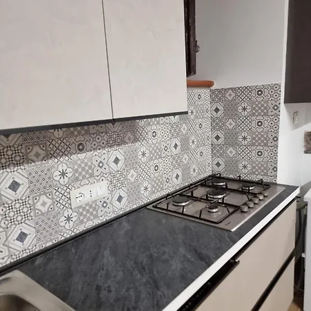 Mandra Holidays Apartamento